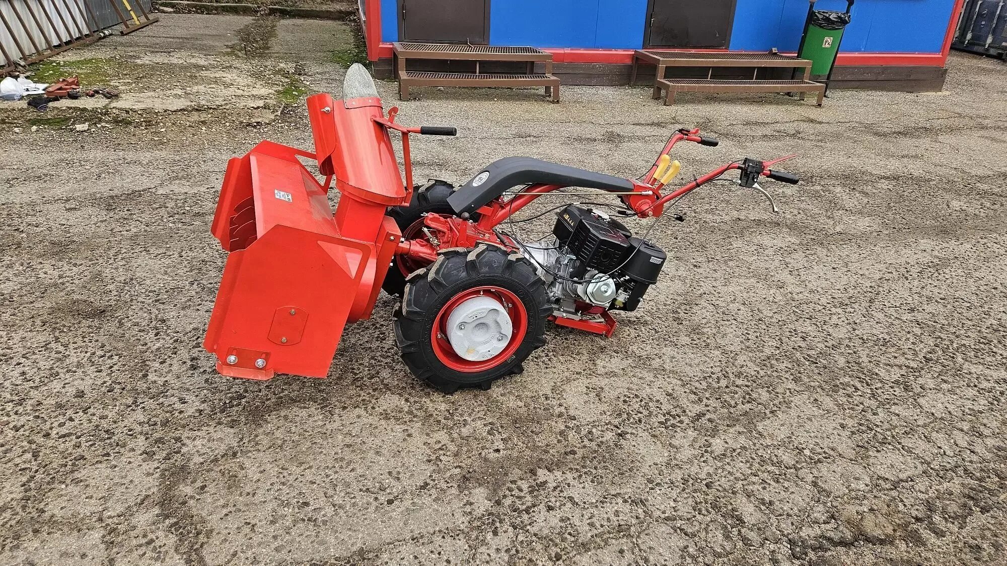 снегоуборщик для мотоблока