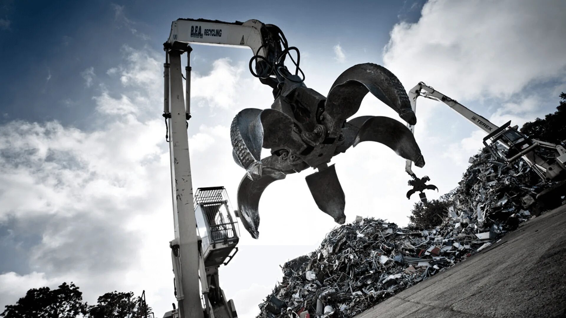 В Казахстане раскрыли крупные схемы контрабанды металлолома