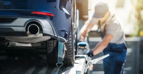 How Experienced Towing Professionals Manage Challenging Roadside Situations