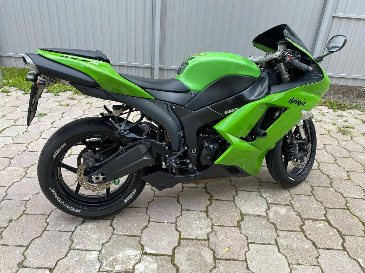 KAWASAKI NINJA 400 ������ �������