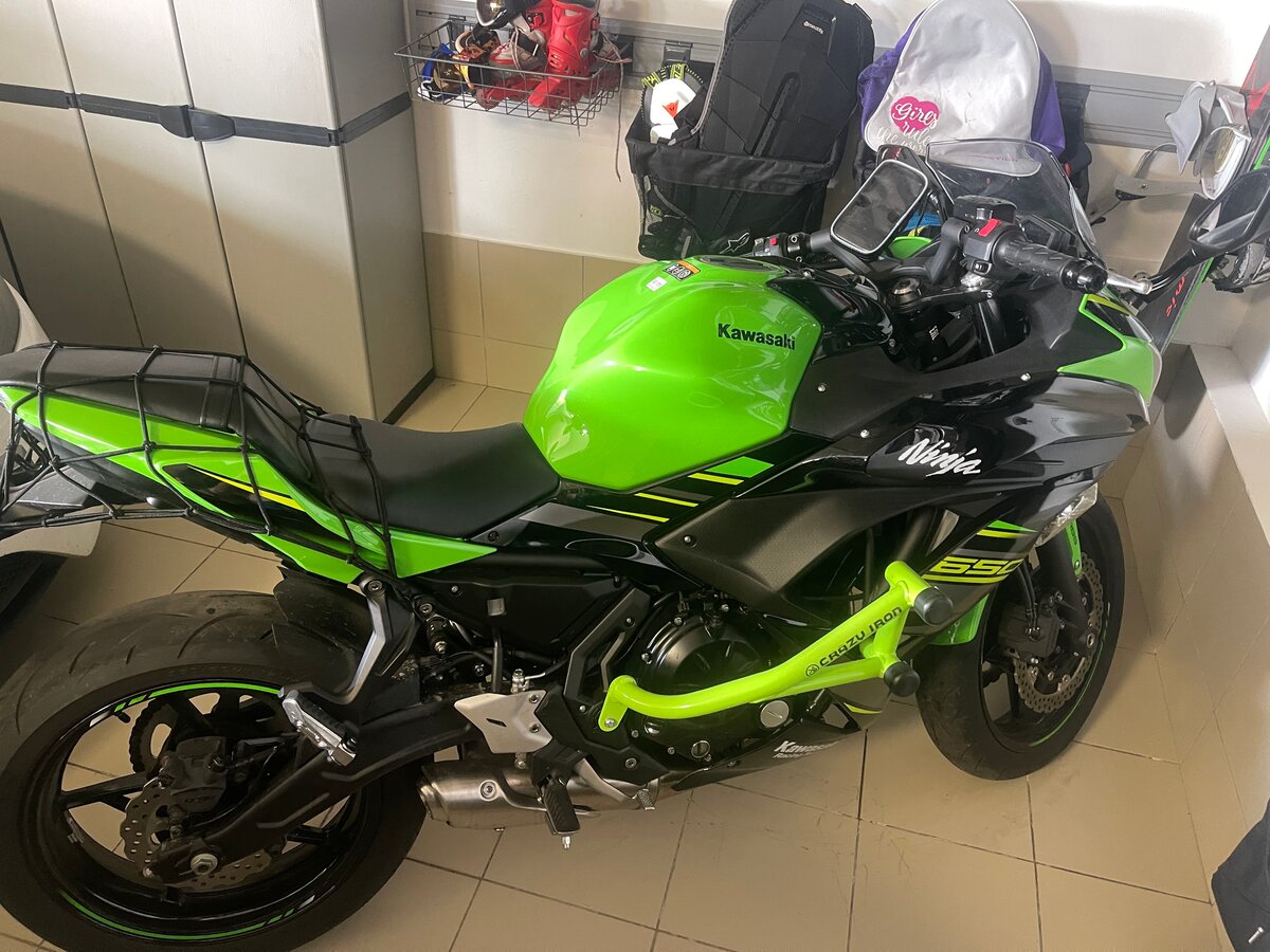 ����������� �� KAWASAKI NINJA 650