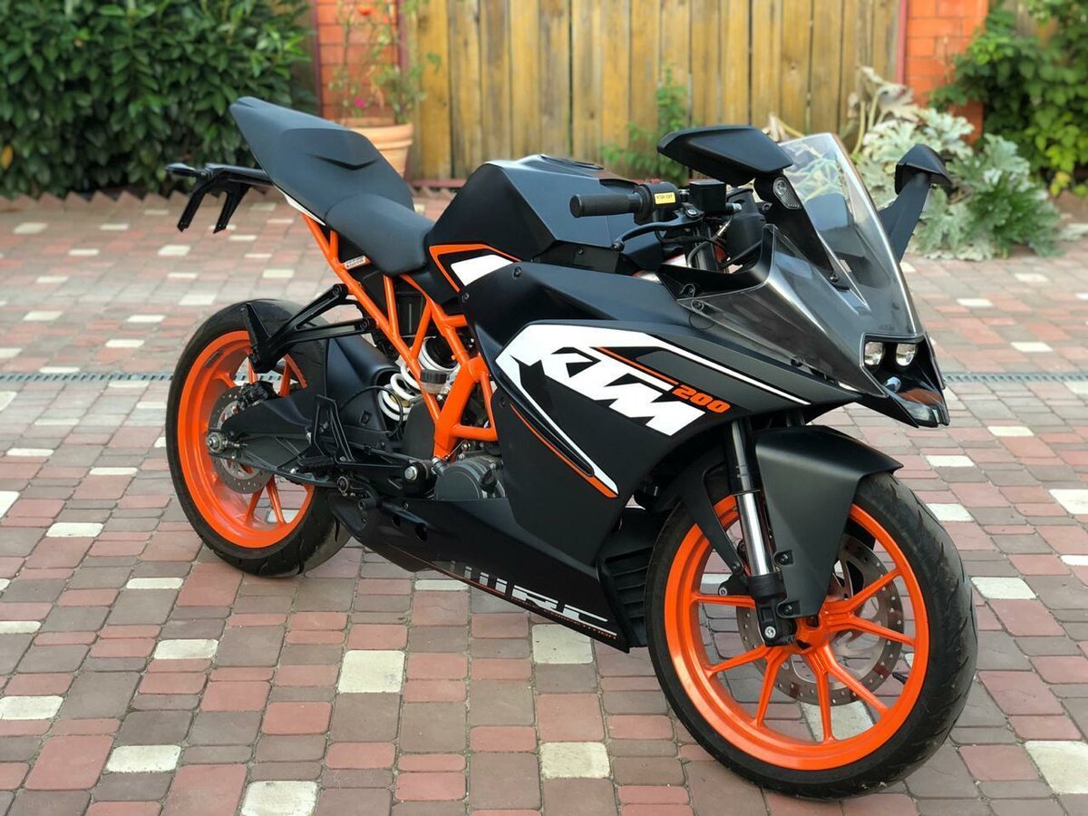 KTM RC200 ��������������