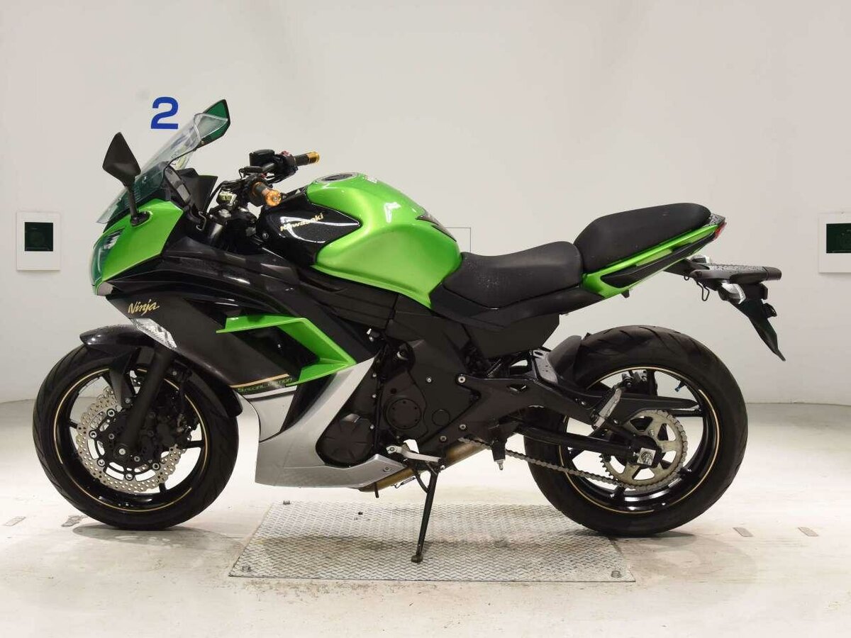 KAWASAKI NINJA 400 