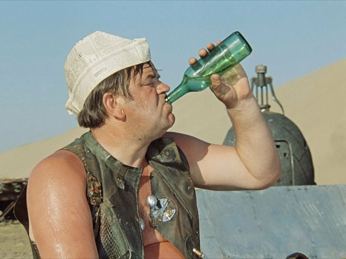 Принял на грудь, скажи что-нибудь! Трезвым вход запрещён!