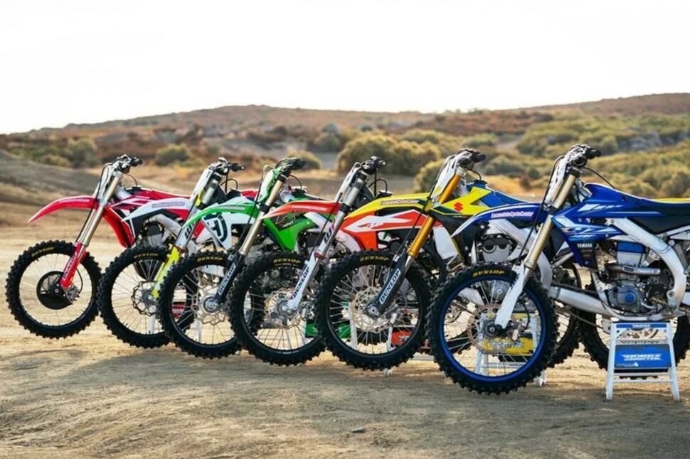 Эндуро, питбайк, кроссовый и спортивный мотоциклы: Honda, Kayo, Progasi, Kawasaki