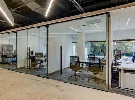 Glass Works Contractor In Abu Dhabi