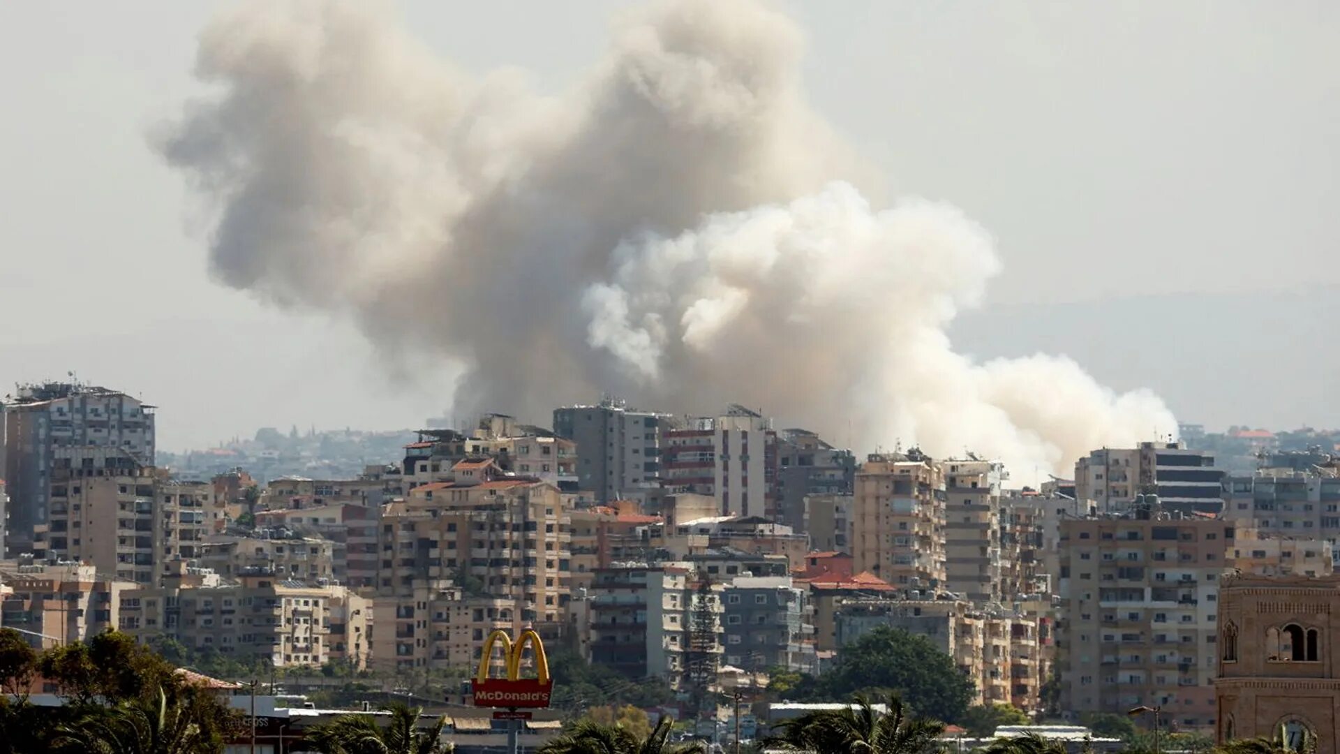 Израиль атаковал центр Тегерана в ходе военного конфликта